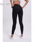 Yoga Leggings Holy Om Amanda - black