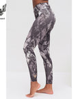 Kismet Ganga Legging - black white tropicana