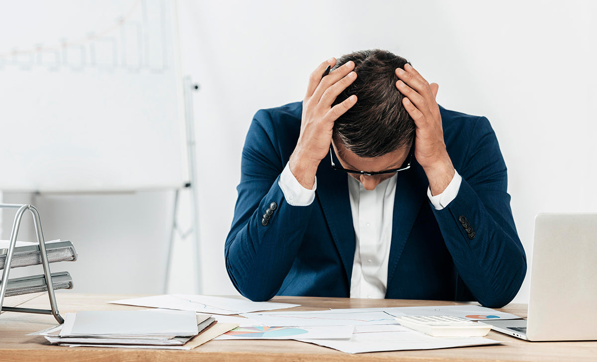 ES IST ZUM HAARE RAUFEN: ÜBER YOGA BEI STRESSMANAGEMENT