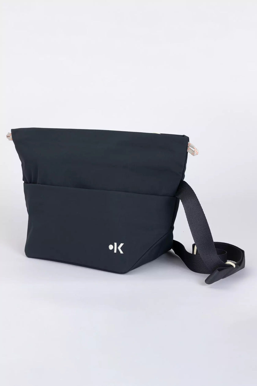 Kaala Sling Bag Taavi - blueish black