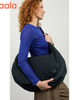 Yogatasche Kaala Aada Moon Bag - black