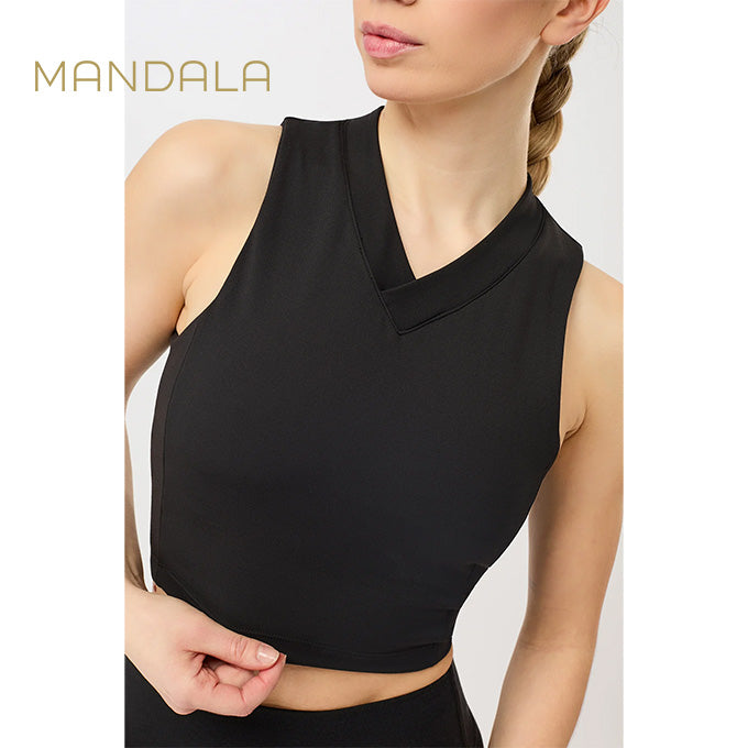 Mandala Cropped V-Neck - black
