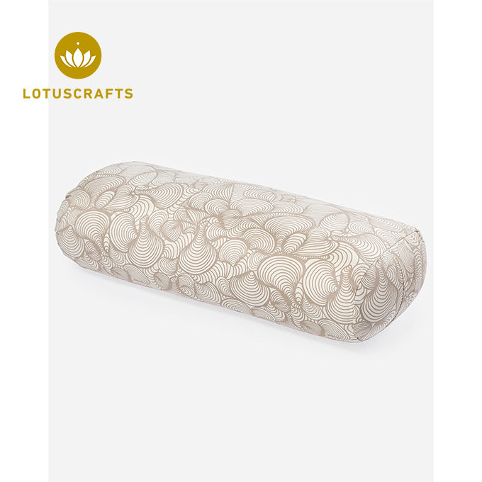 Zafu, demi-lune, bolster... : quel coussin de yoga choisir en 2023