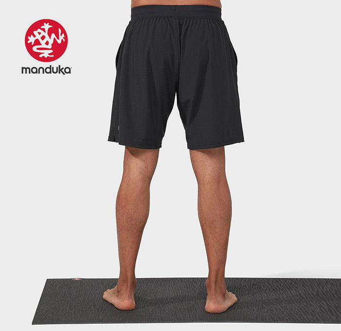 Manduka Herren Agility Short - Black